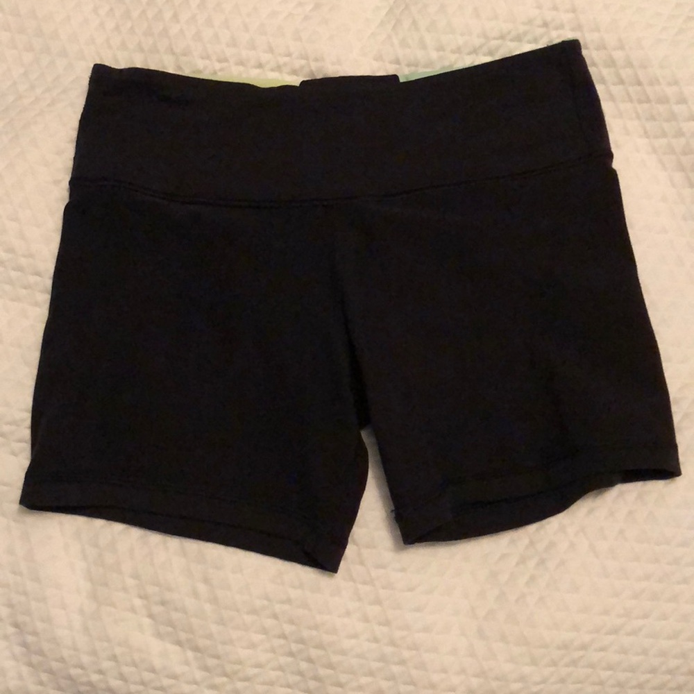 Lulu lemon shorts